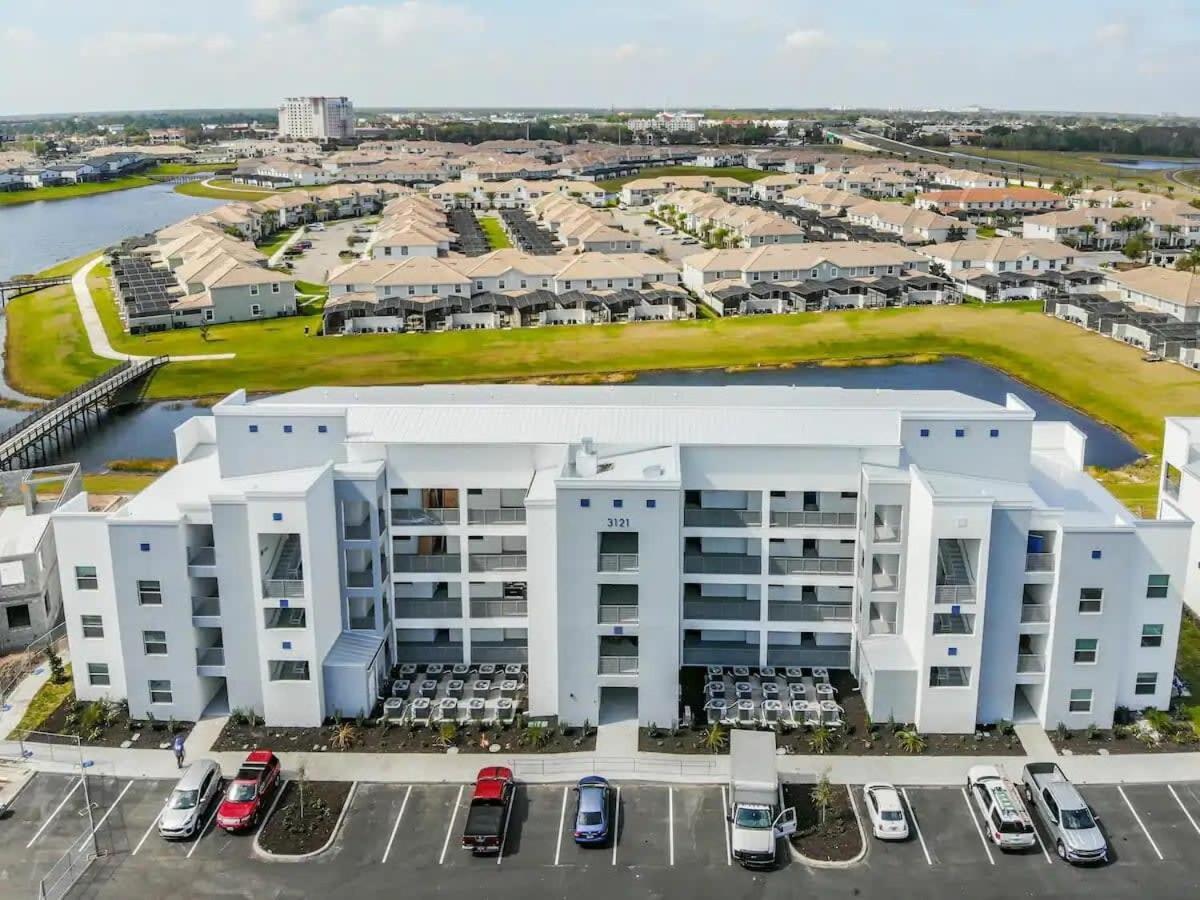 Terrific Thematic Lakeview 2B With 2 Clubhouses Kissimmee Buitenkant foto